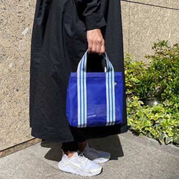 メッシュバッグ　ブルー